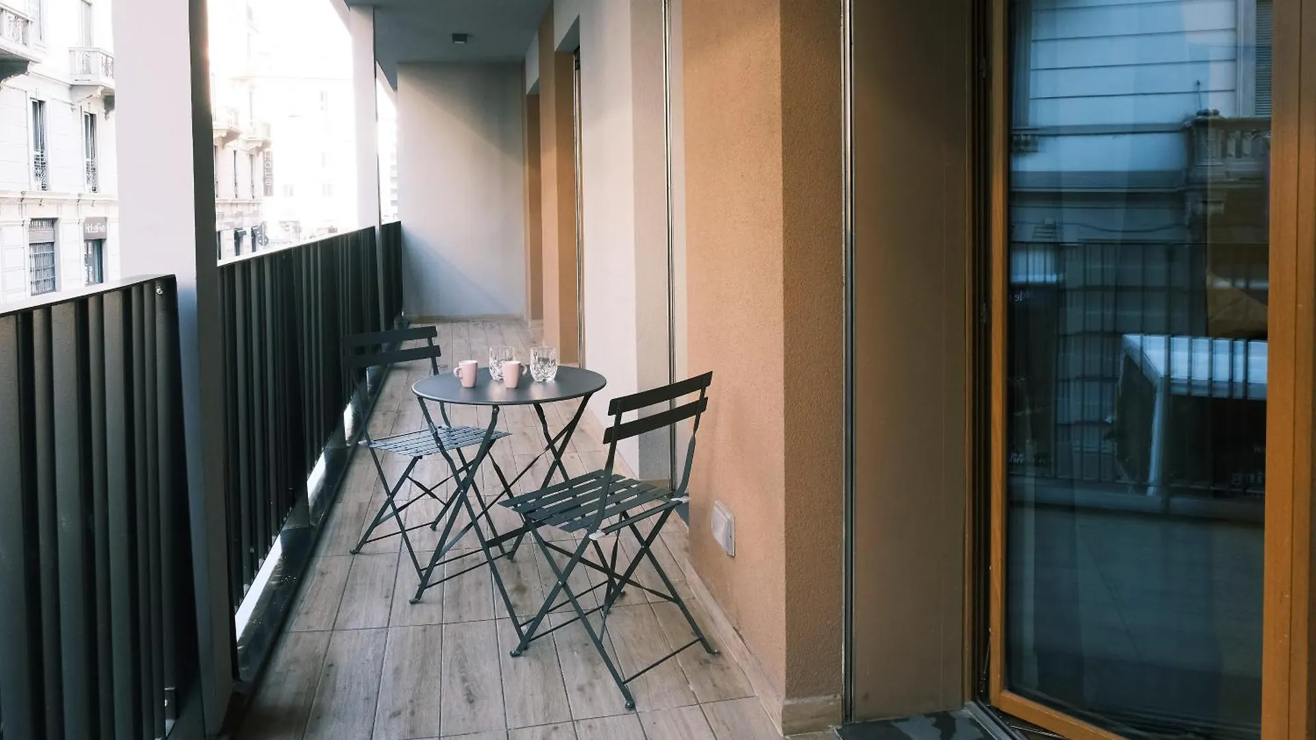 Comecasa Modern Terraced & Palestra Apartment Milan Italy