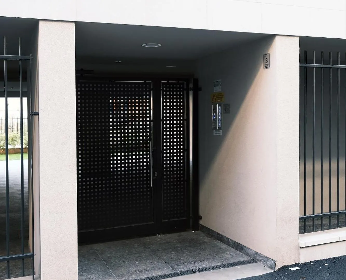 Comecasa Modern Terraced & Palestra Apartment Milan