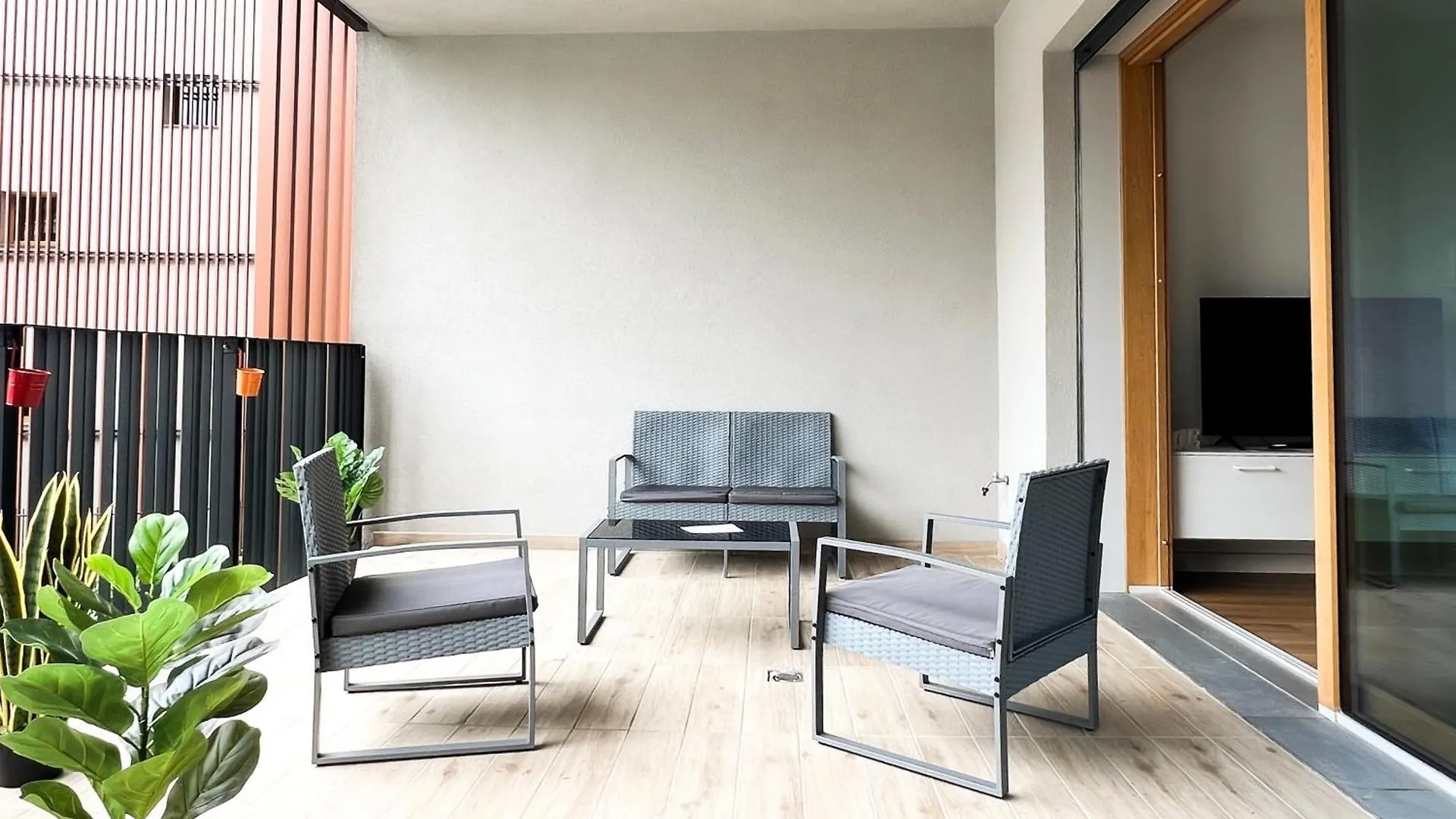 Comecasa Modern Terraced & Palestra Apartment Milan Italy