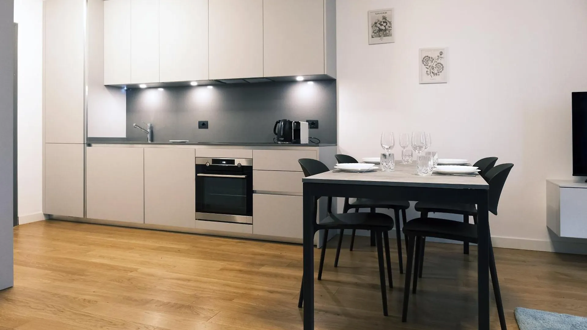 Comecasa Modern Terraced & Palestra Apartment Milan 0*,  Italy